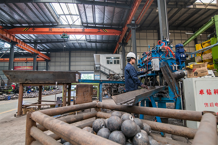 双城螺栓球基准孔加工